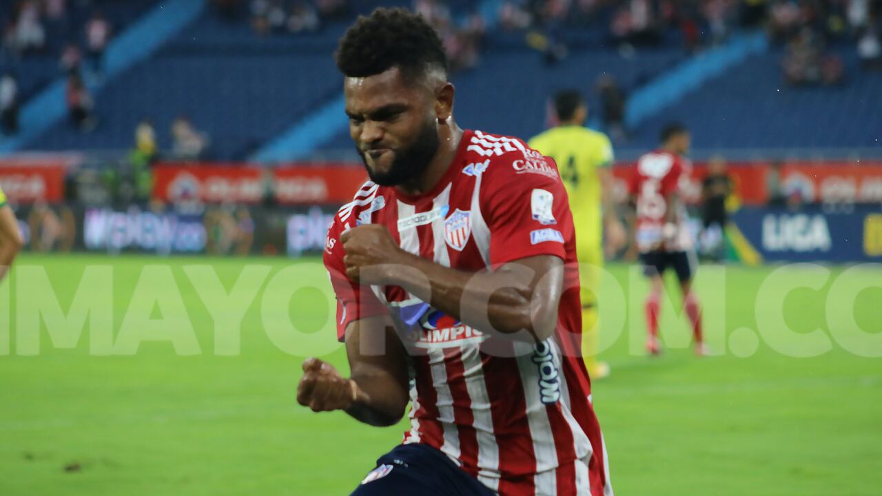 Miguel Ángel Borja regresó al gol con un cabezazo al minuto 15 del partido