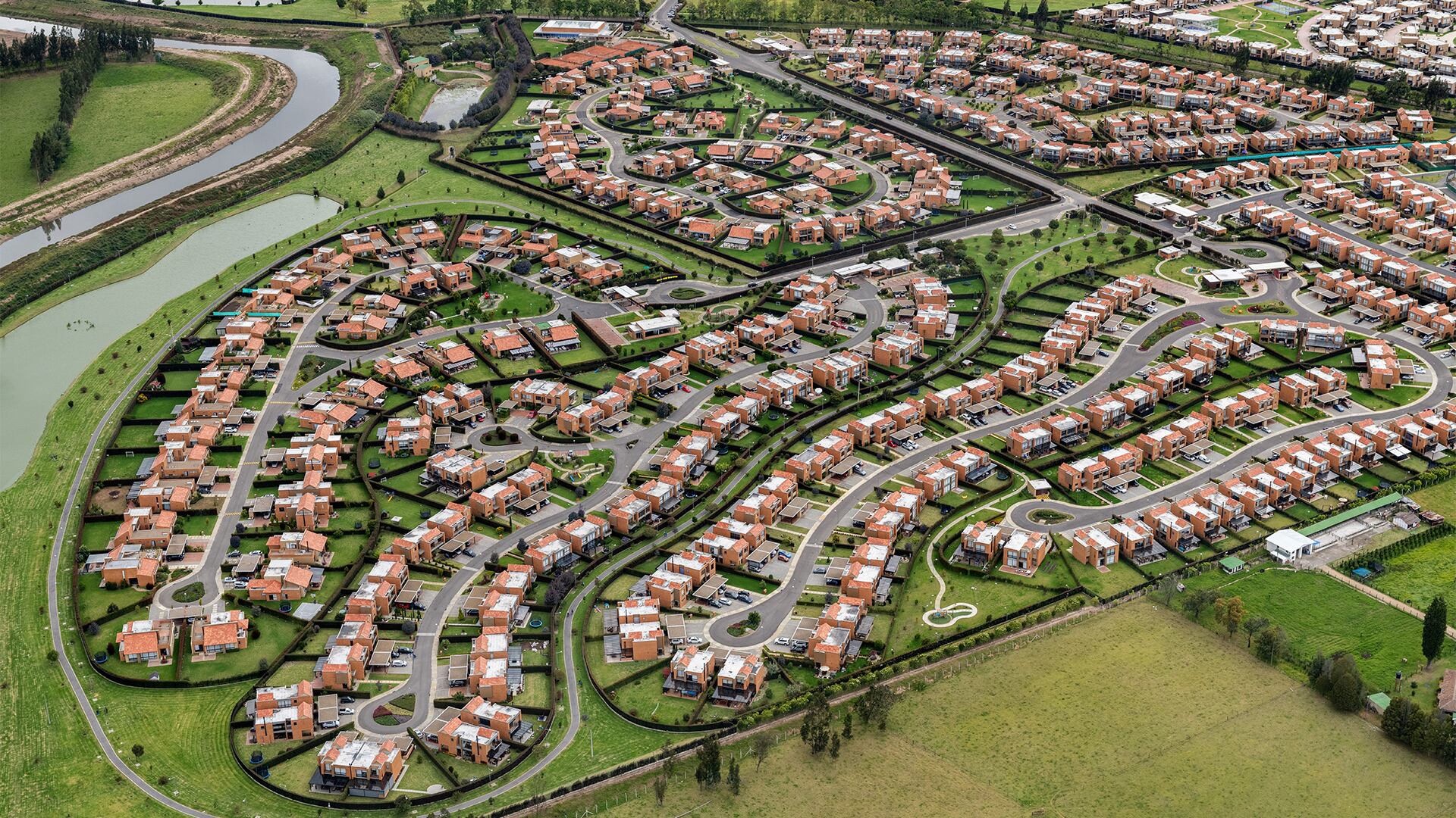 NO USAR, USO EXCLUSIVO MEJOR COLOMBIA, Especial Hecho en Colombia, Amarilo