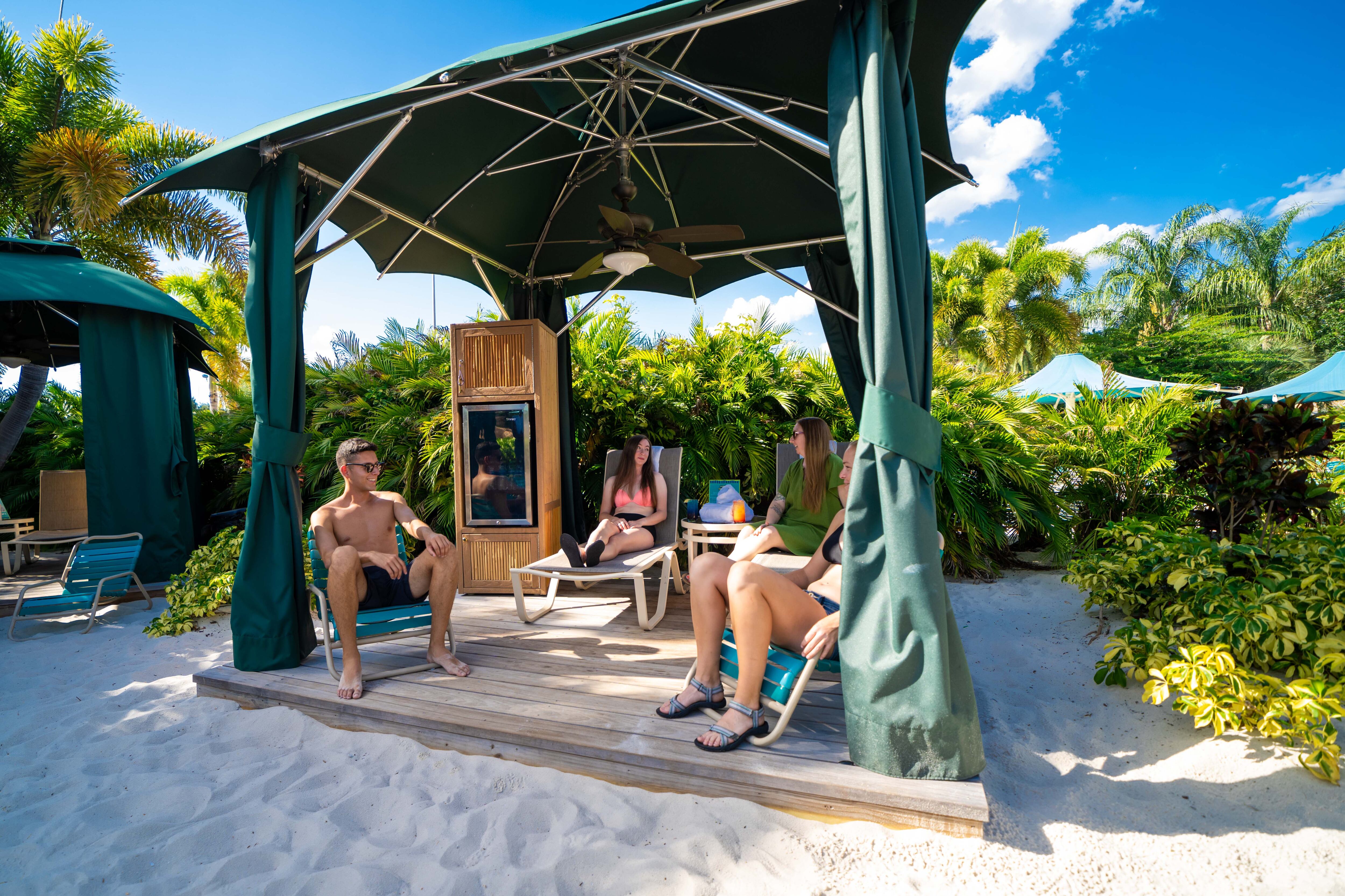Cabaña en Aquatica Orlando, de United Parks and Resorts.