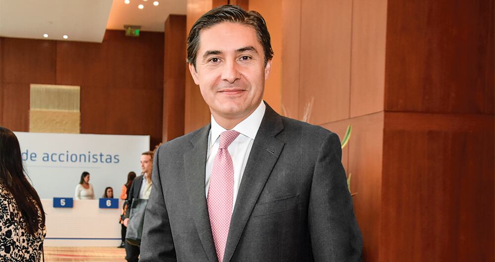 Néstor Martínez, abogado premiado.