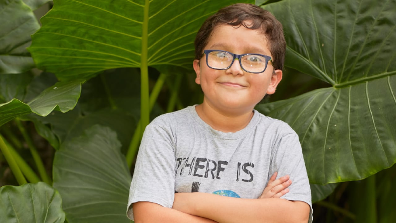 Francisco Javier Vera, es fundador del Movimiento de Niños, Niñas y Jóvenes Guardianes por la vida, hace parte de las plataformas de Fridays for future de Greta Thunberg y Climate Citizen Lobby - Capítulo Colombia y es embajador de buena voluntad de la Unión Europea en este país.