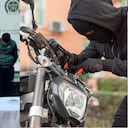 Se logró la incautación de un revólver calibre 38, munición y una placa de motocicleta con reporte de robo.