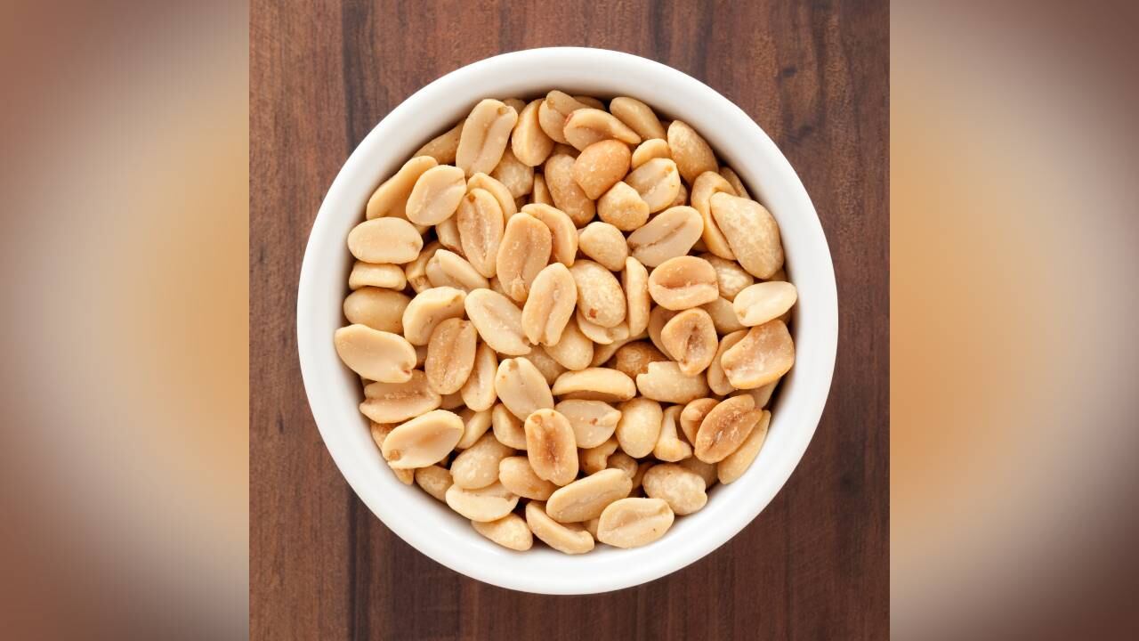 Estudio de la universidad de Buffalo determinó que el beta-sitosterol del maní, ayuda a disminuir el crecimiento de células cancerígenas. Foto: Gettyimages.
