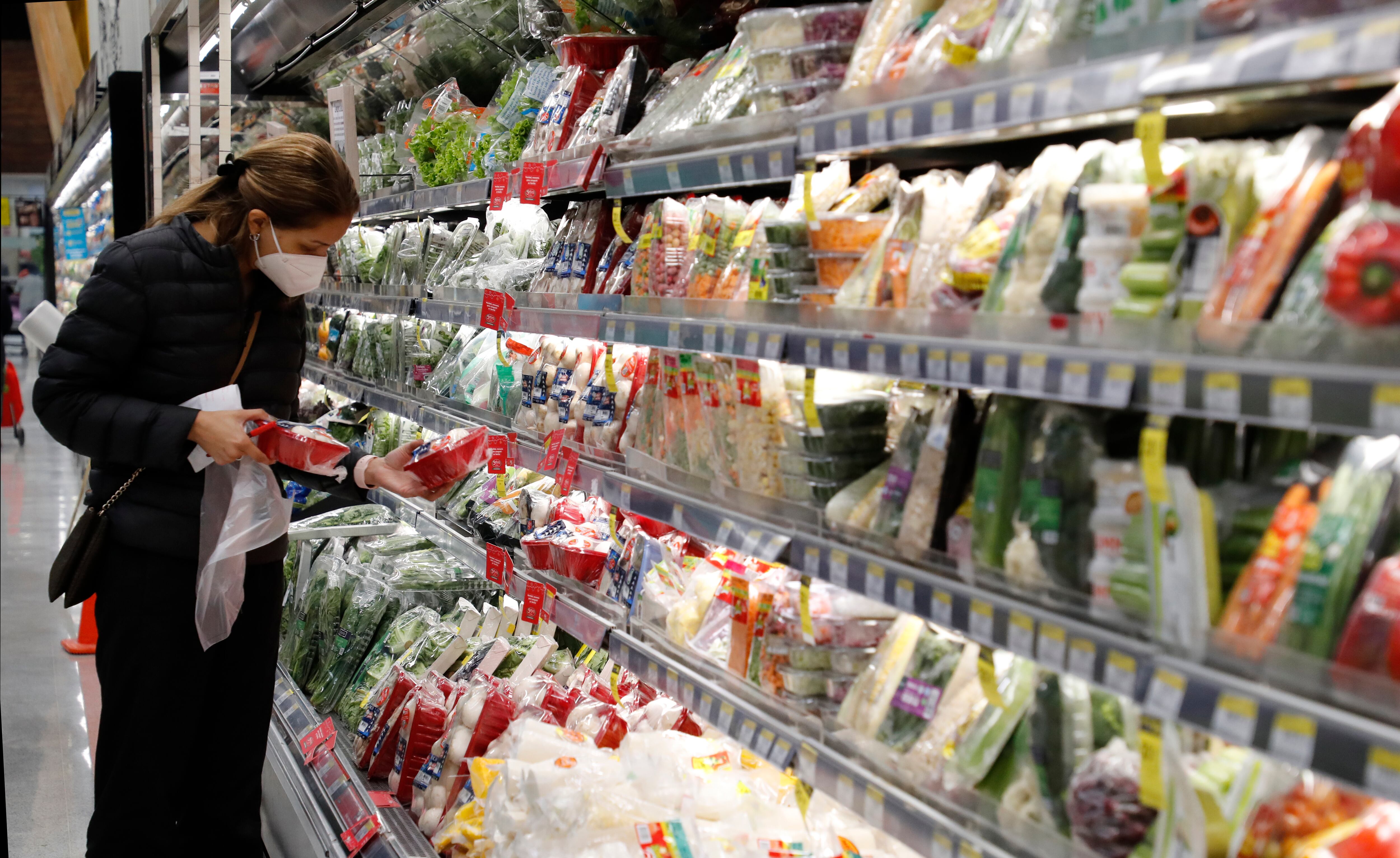 alimentos canasta familiar precios alimentos
supermercado
Bogotá 3 de dic del 2021
Foto Guillermo Torres Reina / Semana