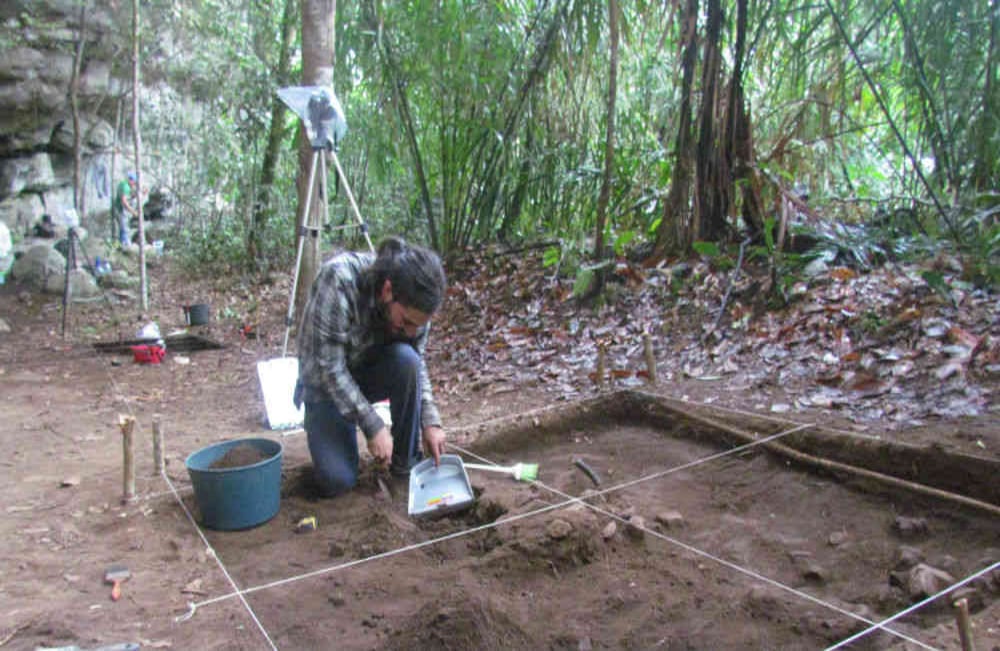 Excavaciones Cerro Azul. Cortesía Heli Gaspar Morcote