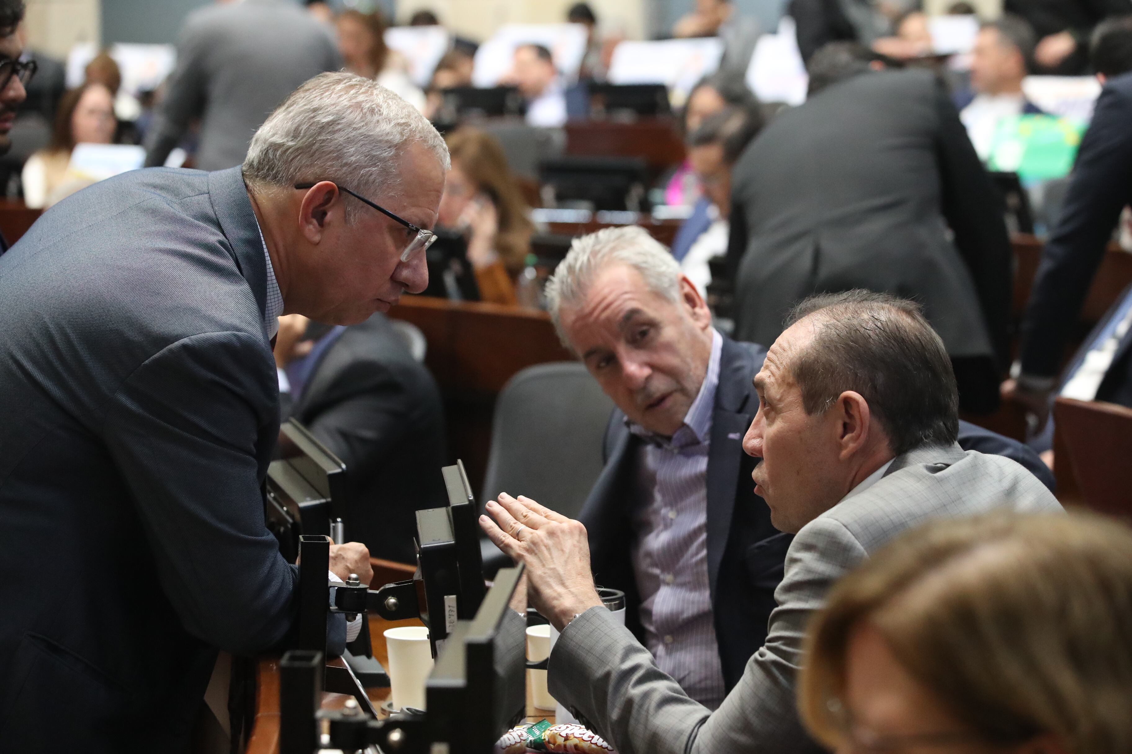 Plenaria Senado, reforma laboral