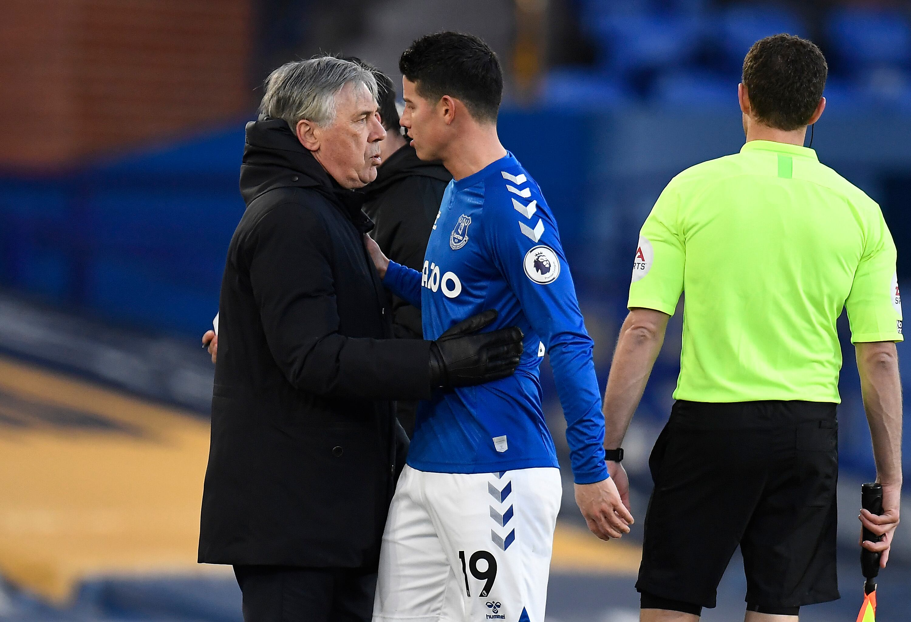 James Rodríguez y Carlo Ancelotti y su buena relación en el Everton de Inglaterra