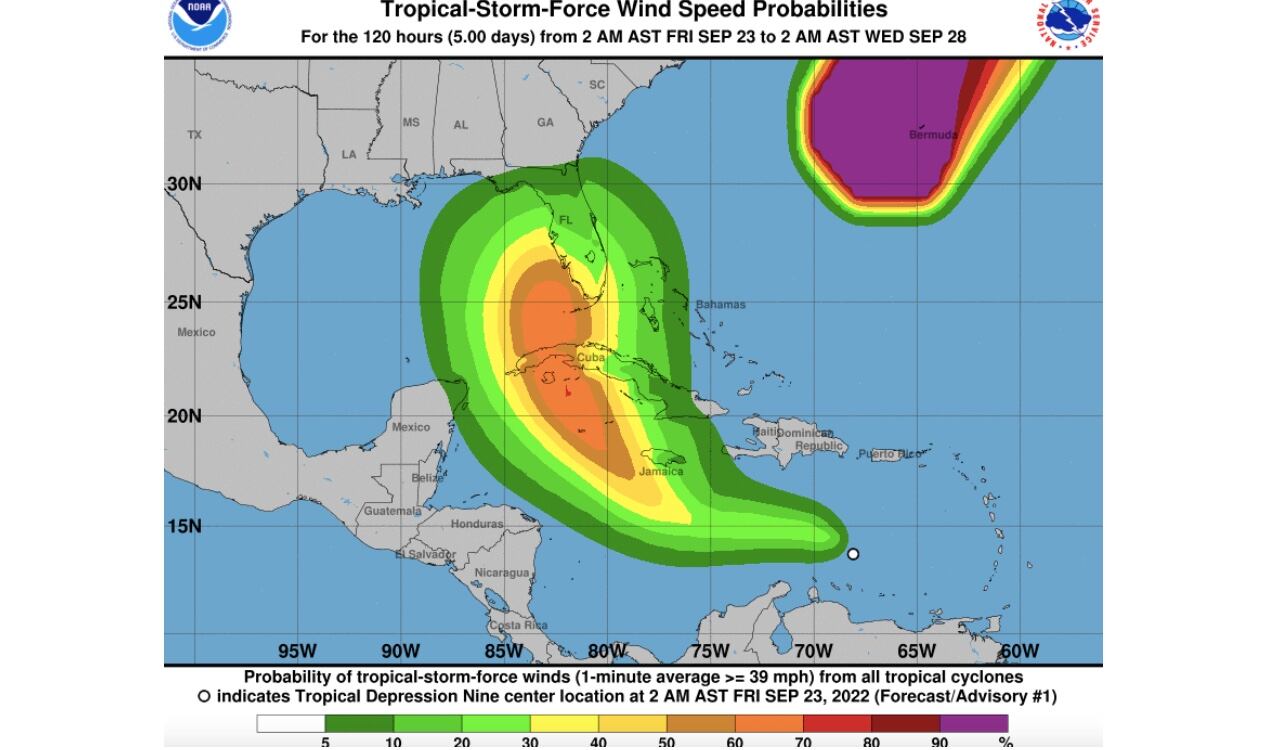 Así luce el recorrido que prevé el Centro Nacional de Huracanes de este sistema atmosférico