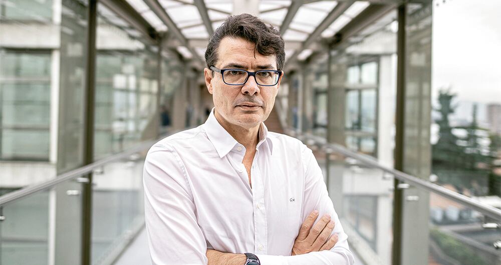 El rector de la Universidad de los Andes, Alejandro Gaviria, es pretendido hoy por prácticamente todos los políticos alternativos del país. Le vienen casi suplicando que se lance como candidato presidencial.