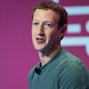 3. Mark Zuckerberg: programador, filántropo y fundador de Facebook, tiene 32 años y es estadounidense. Su fortuna, valor neto: $ 54 billones de dólares. Facebook: fundado en 2004, es un sitio web de redes sociales.