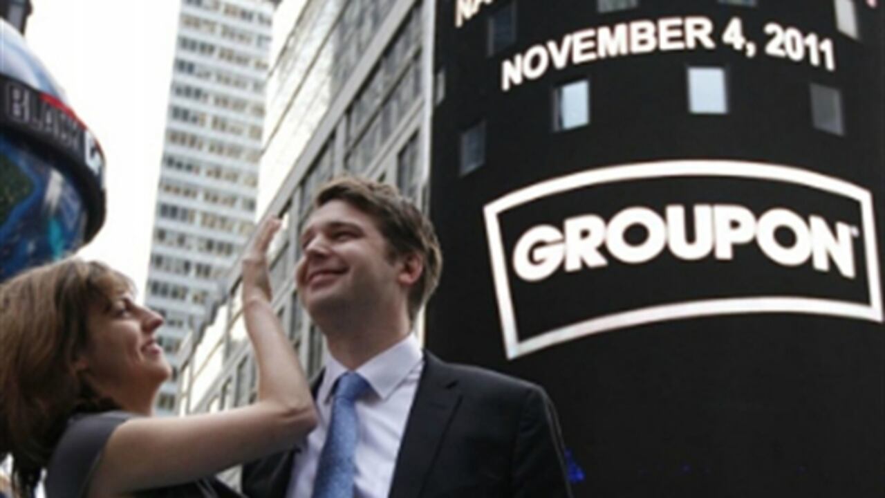 La Comisión Nacional de Valores de Estados Unidos (SEC) está investigando los resultados financieros de Groupon (Foto:Reuters)