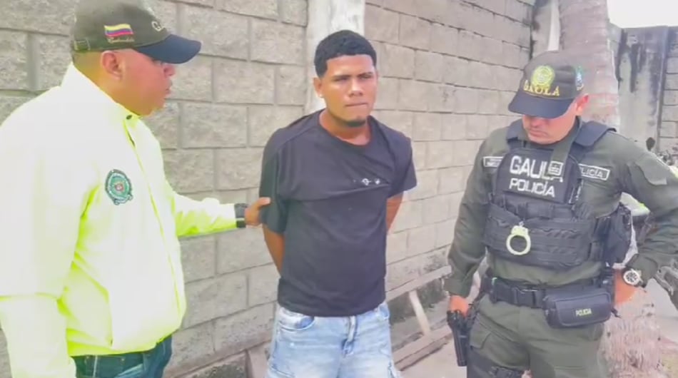Momento de la captura del supuesto delincuente.