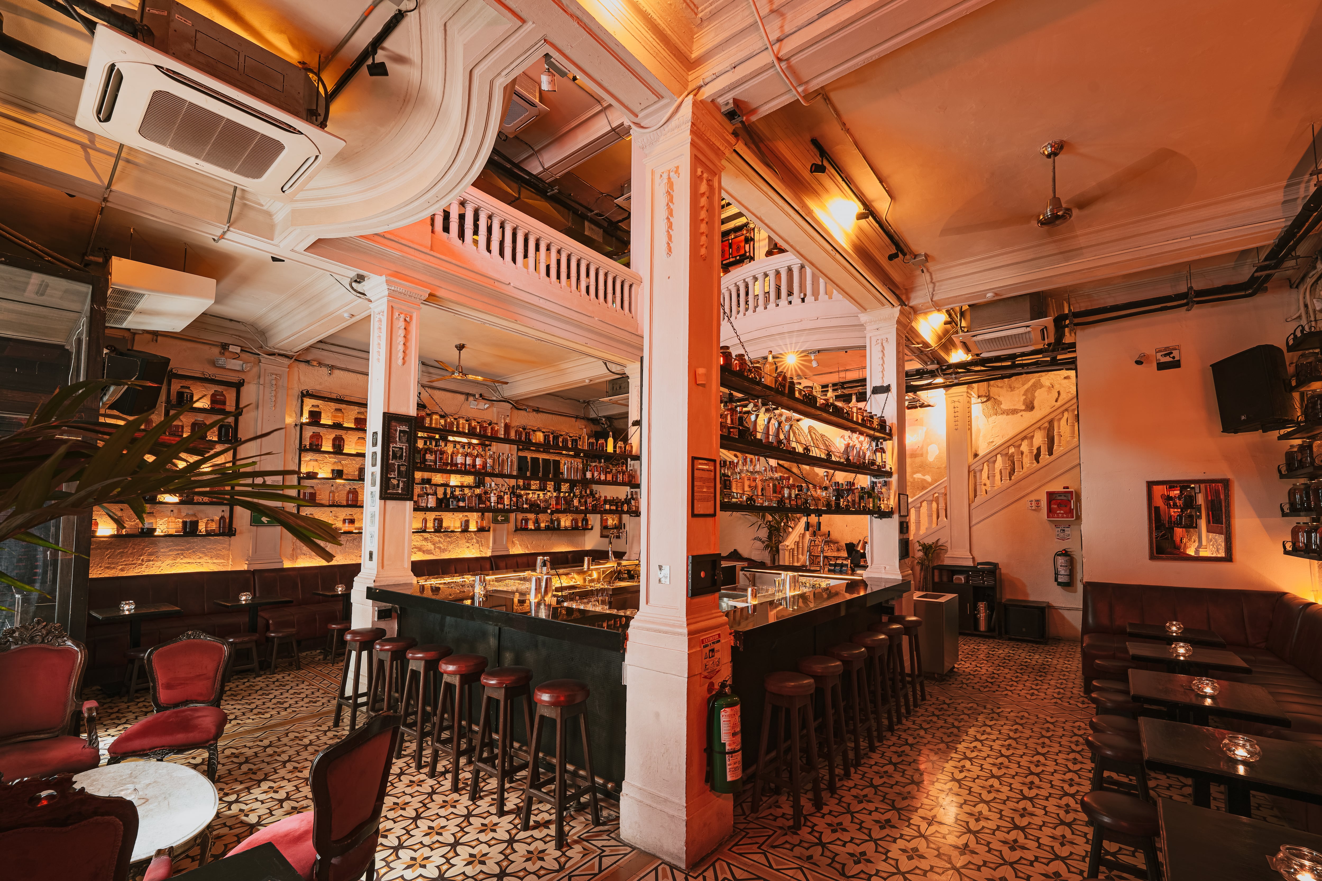Imágenes del interior de Alquímico, en Cartagena