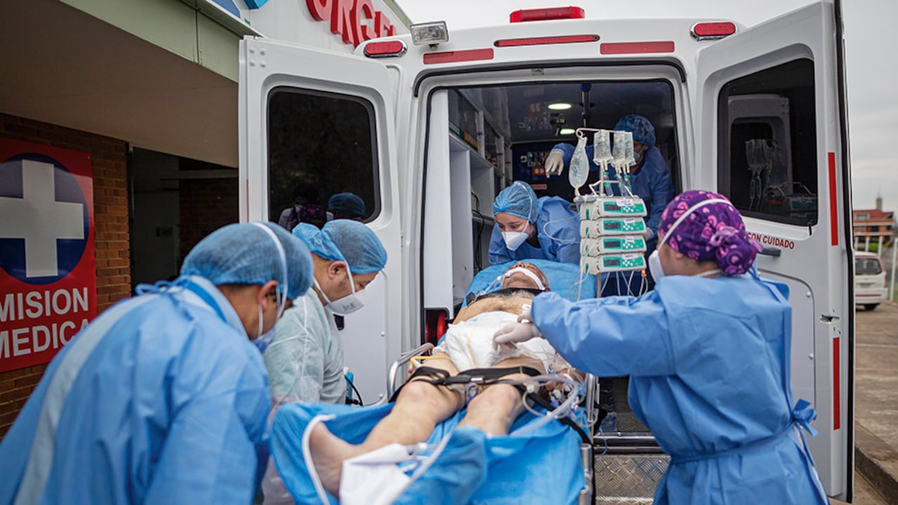 Al hospital de Soacha llegan 80 personas a la puerta de urgencias al día, descompensadas.