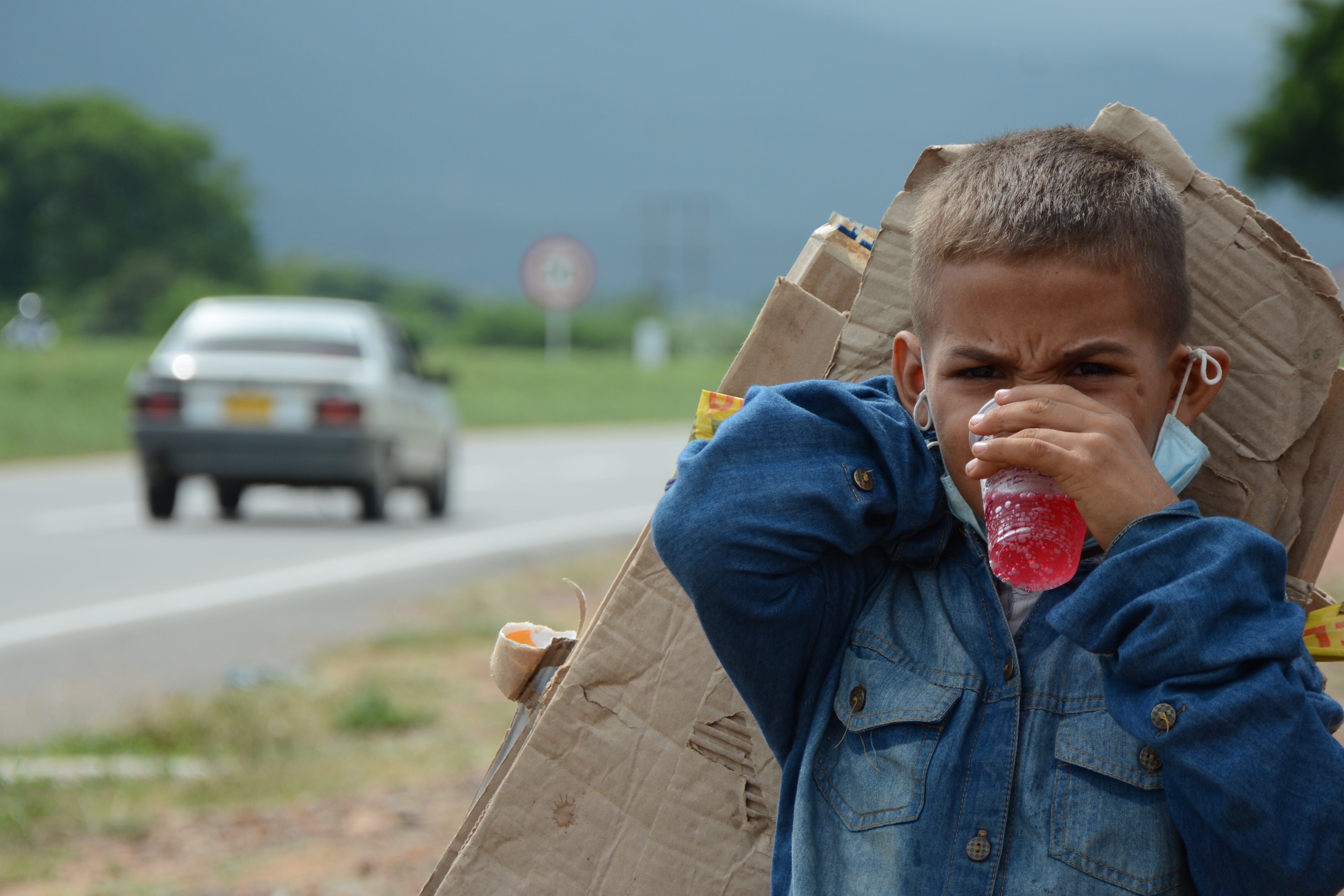Se muestra una arista muy dura del impacto de la migración venezolana en los más pequeños y su efecto en la fractura familiar.