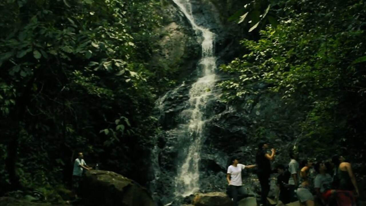El Topacio se encuentra ubicado en el pueblo Pance, Cali.