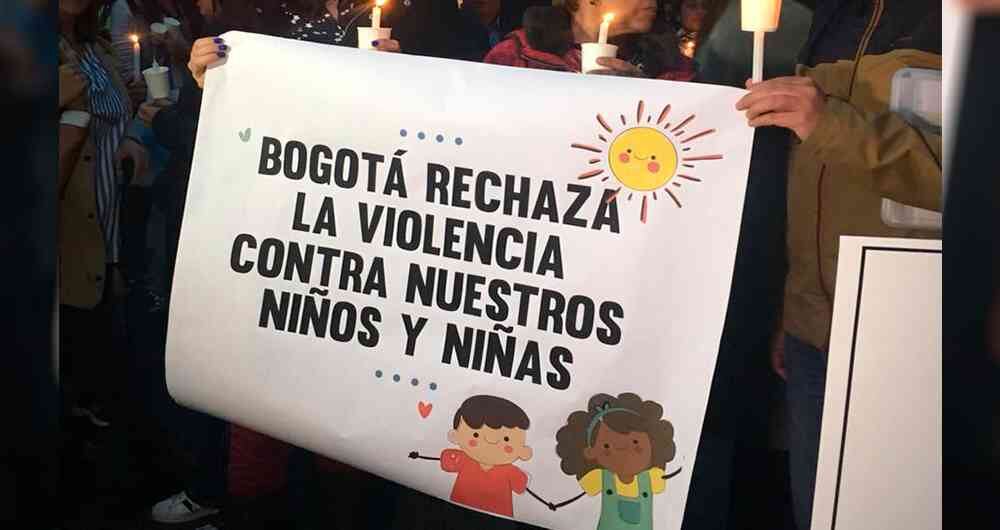 Plantón por los niños y niñas.