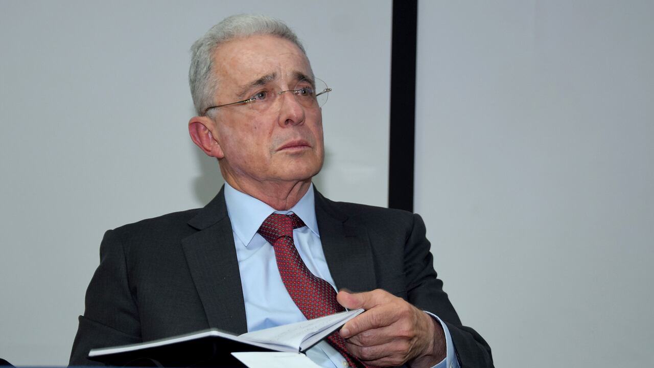 Álvaro Uribe Vélez, expresidente de Colombia, a la espera del fallo en segunda instancia del Tribunal Superior de Bogotá.