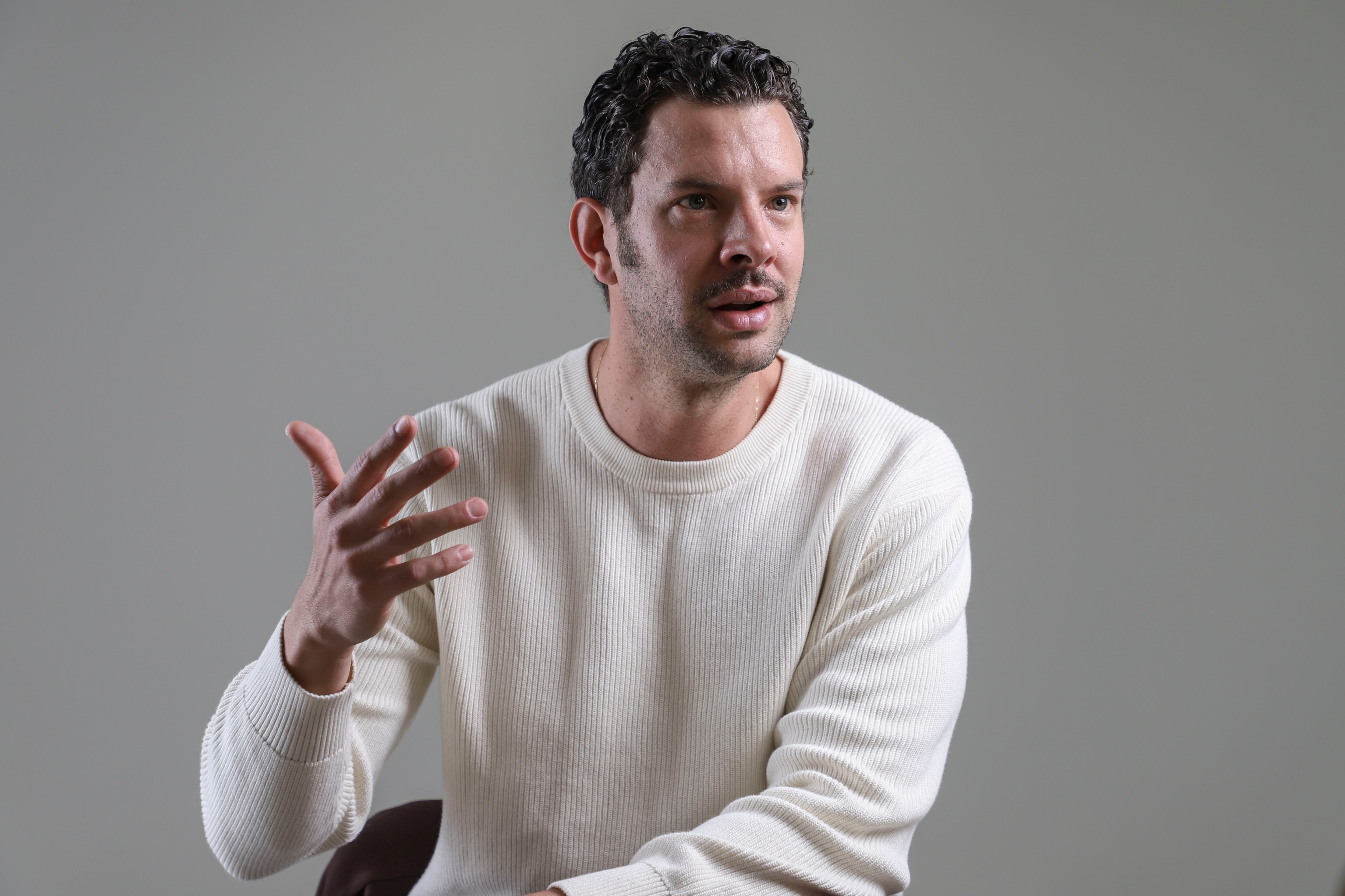 El actor samario Raúl Ocampo conversó con SEMANA sobre sus proyectos para 2026, el amor, el duelo, las críticas y su podcast.