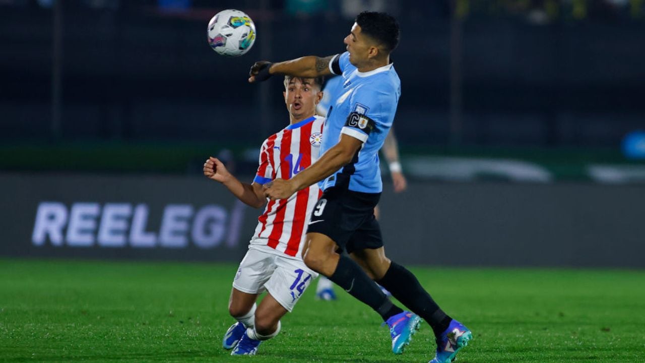 Pálido juego en Montevideo.