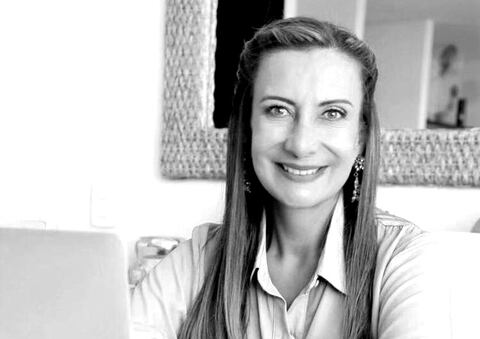 Ángela Sánchez Leal, columnista