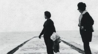 Jacqueline Nova con su buena amiga, la compositora argentina Hilda Dianda. 