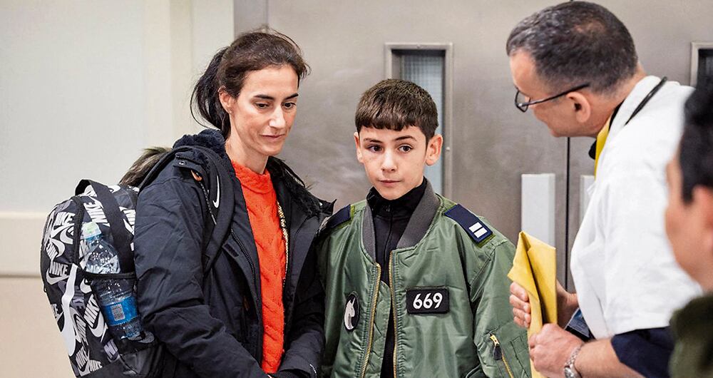 Eitan YahalomiDe 12 años, liberado el lunes por la noche.