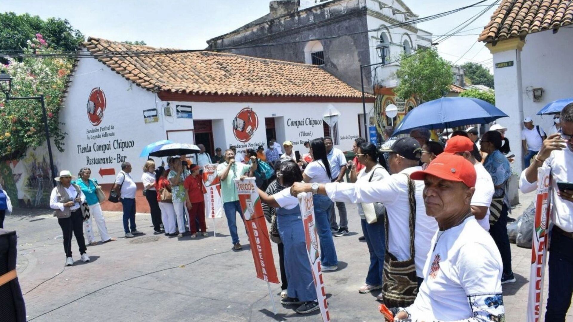 El plantón finalizado el día lunes tuvo como objetivo el pago de las primas para casi mil docentes.