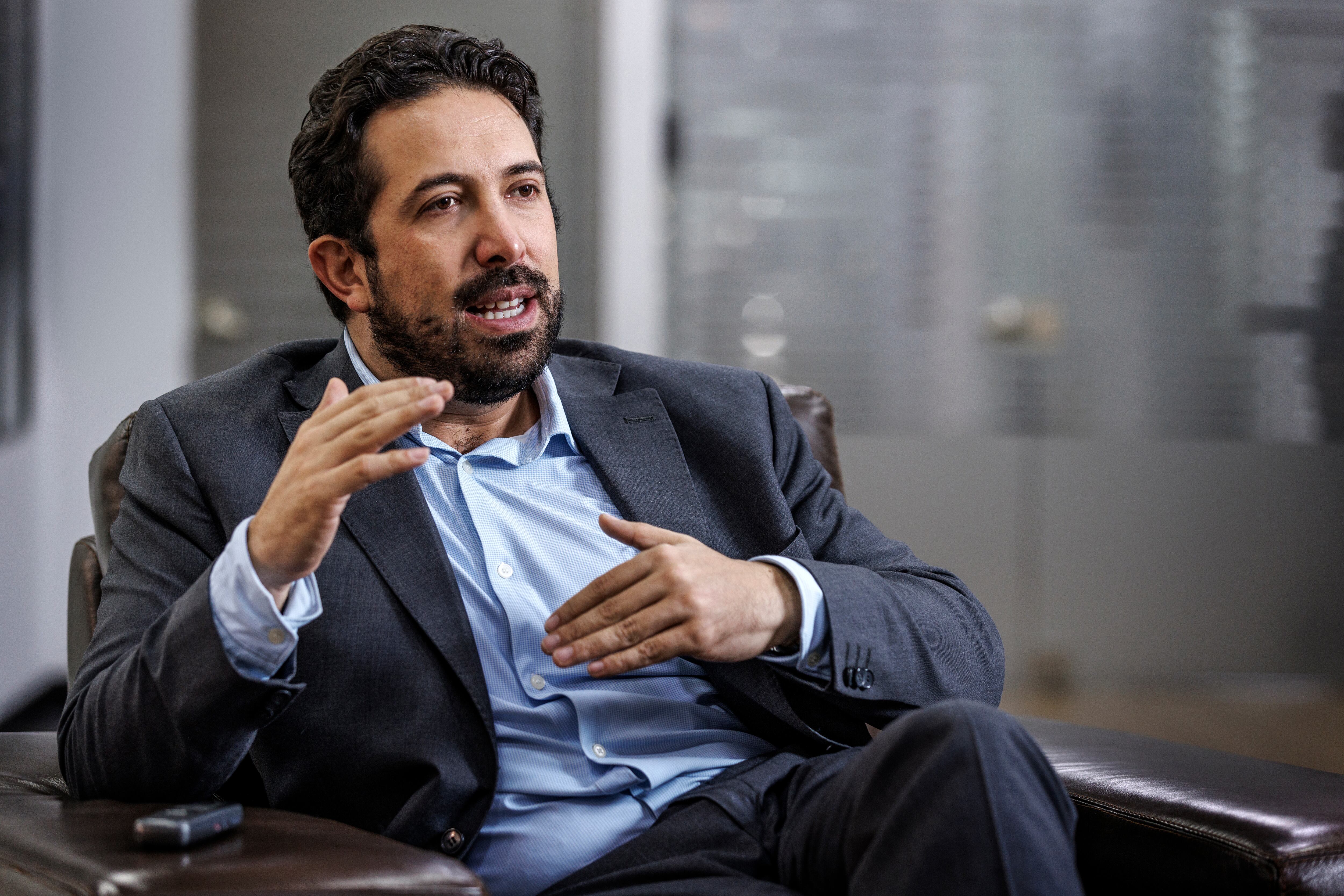 Ministro de Hacienda Diego Guevara