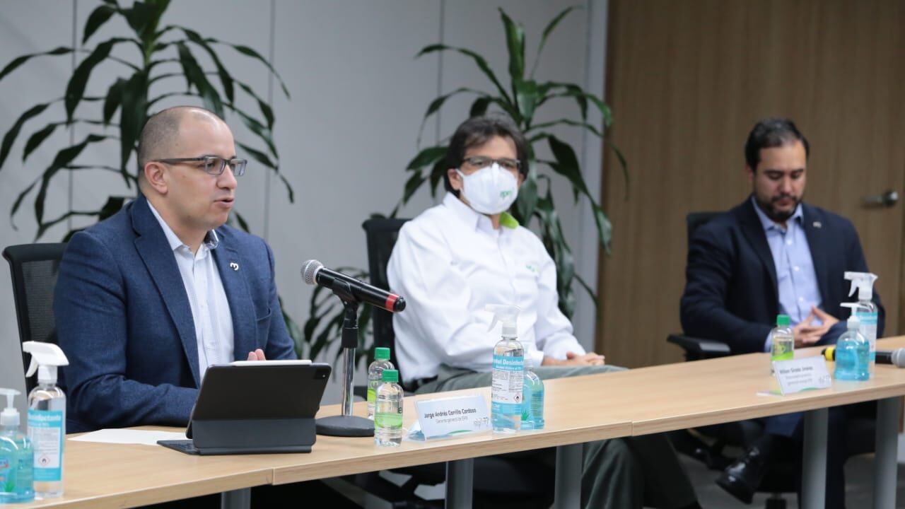 Varios de los integrantes de EPM, entre ellos, el gerente general, Jorge Andrés Carrillo.