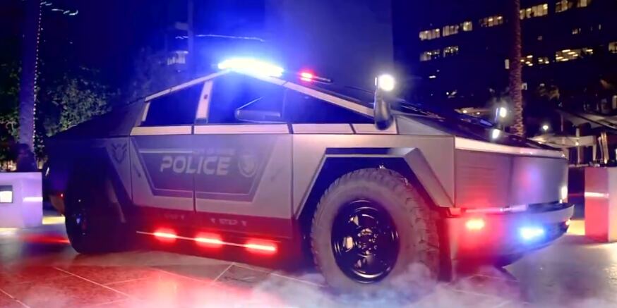 El modelo CyberTruck de Tesla fue comprado por la policía de Irvine, en California.