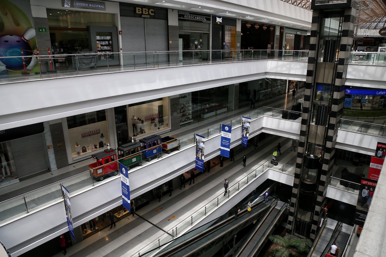Interior del centro Comercial Gran Estación. (Archivo)