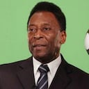 10- El Rey Pelé ha sido tan éxito en su carrera deportiva como después de ella pues gana cerca de 12 millones de euros por año.