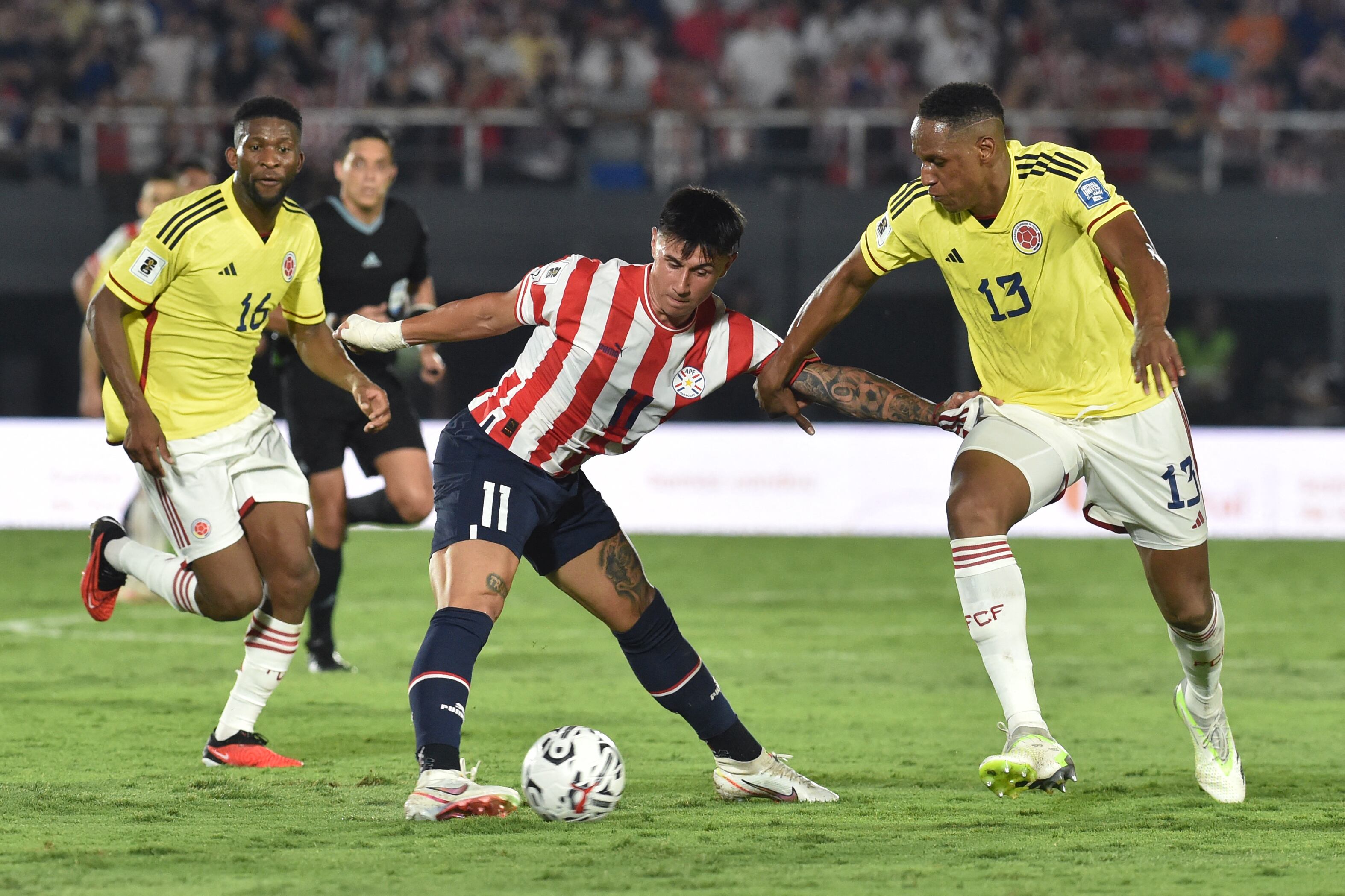 Imagen yerry MIna ante Paraguay Eliminatorias Sudamericanas 2026.
