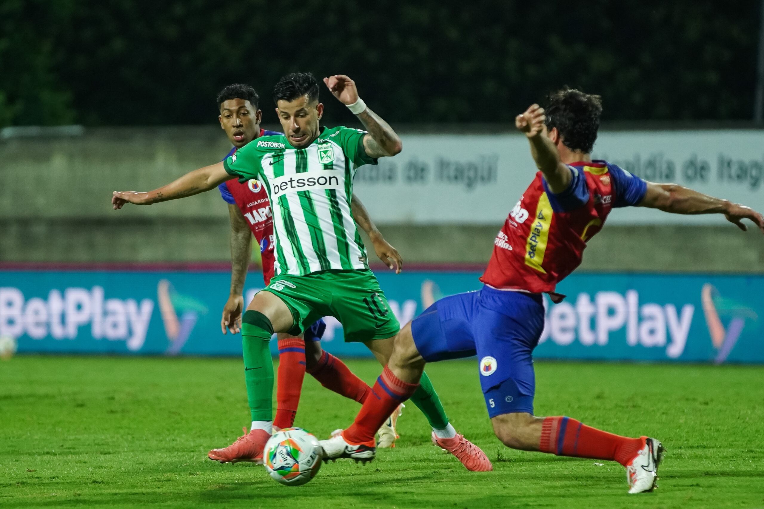 Imagen del duelo entre Nacional y Pasto este jueves.