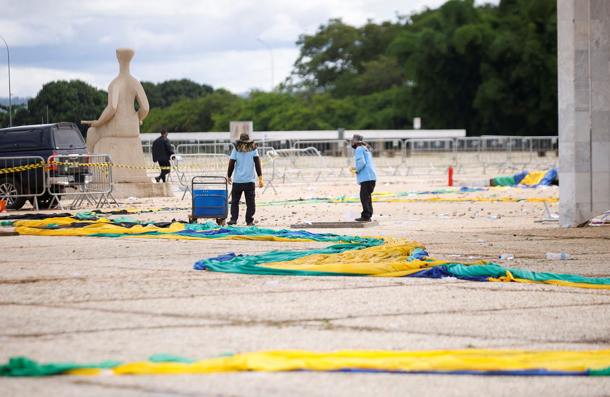 En imágenes : Destrucción tras ataque a instituciones estatales de Brasil