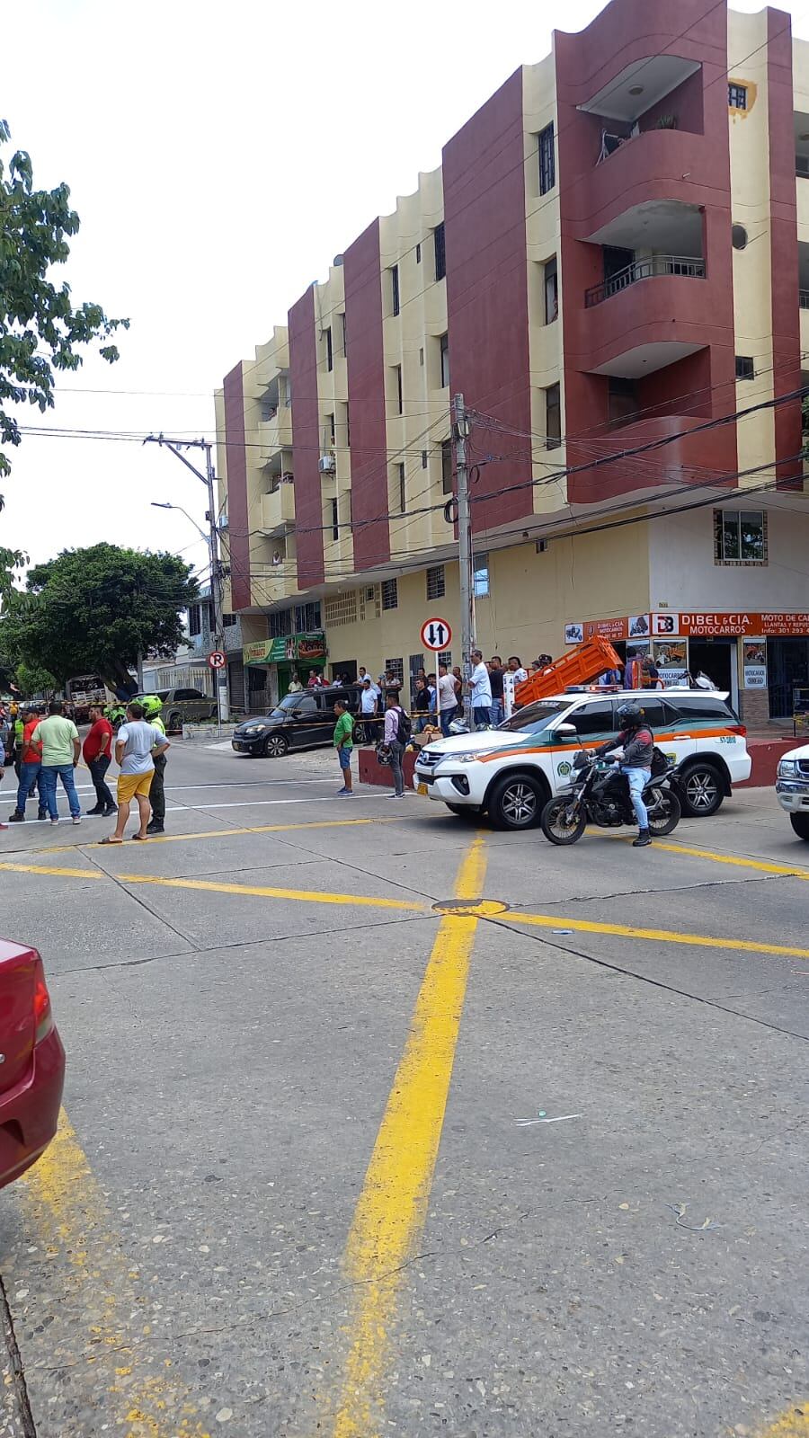 El cuerpo del hombre quedó tendido en la vía