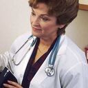 5. Para medicina preventiva: la salud de la mujer suele ser un poco más delicada dados los momentos de su vida por los que puede cruzar, como el embarazo, por ejemplo. Es por eso que lo ideal es que toda mujer esté preparada para exámenes de cáncer de mama o de útero, así como todos los correspondientes a l cuidado de su salud ósea; que suelen ser mucho más costosos que los de los hombres. El presupuesto semestral puede ser de $200.000