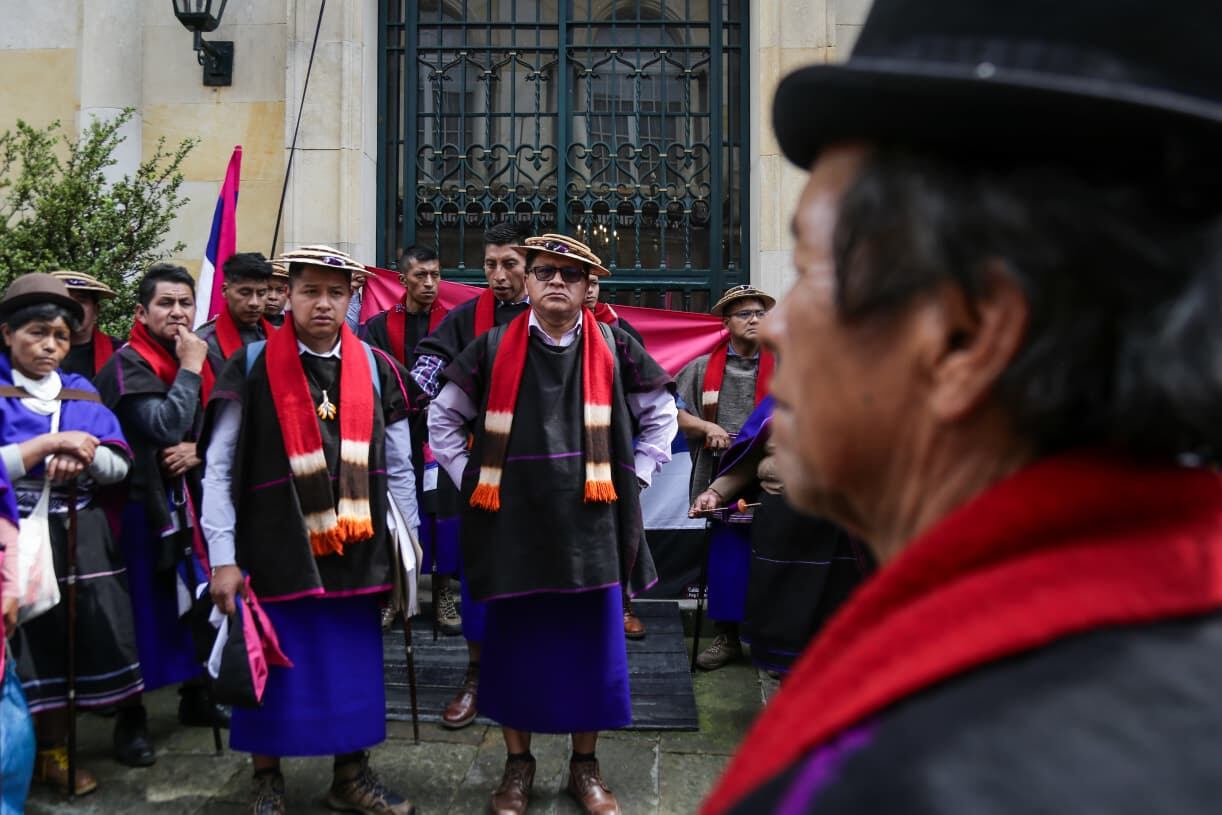 Bogotá. Abril  21 de 2026. Al ministerio de Relaciones Exteriores miembros de la comunidad indígena Misak llegaron para tener un diálogo con el Gobierno Nacional.