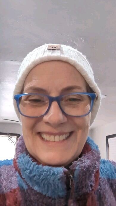 La actriz ha mostrado su proceso contra el cáncer en sus redes sociales. Foto: Instagram @kristililley.