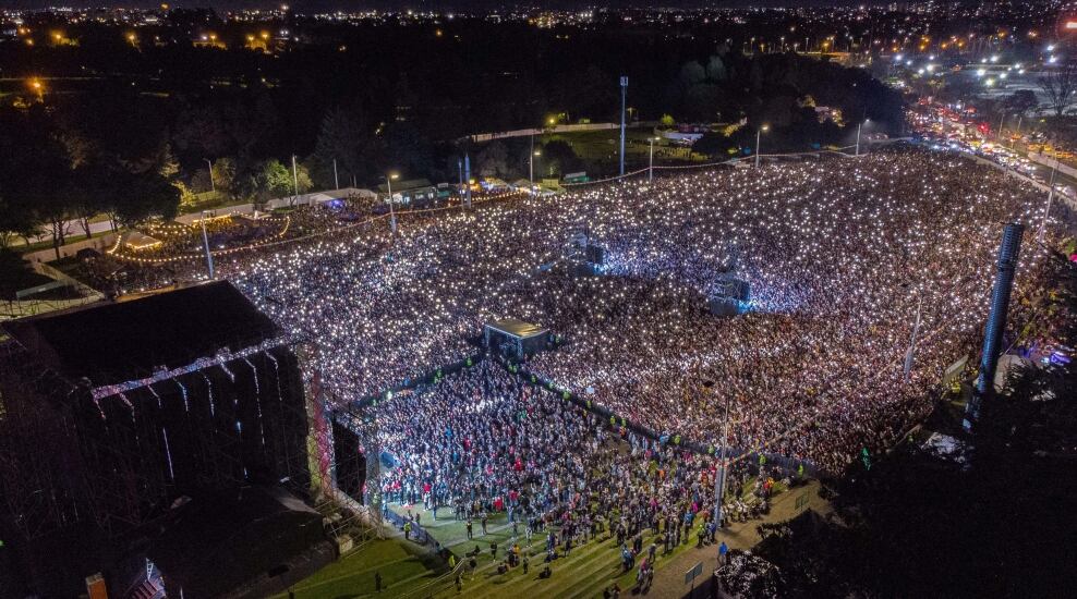 Salsa al Parque es uno de los eventos más aclamados por los bogotanos. Entre sus ediciones de 2022 y 2023, el festival ha convocado a más de 280 mil personas.