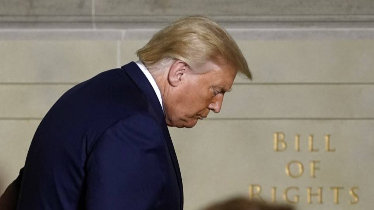 Trump pagó US$750 en impuestos federales en primer año como presidente.