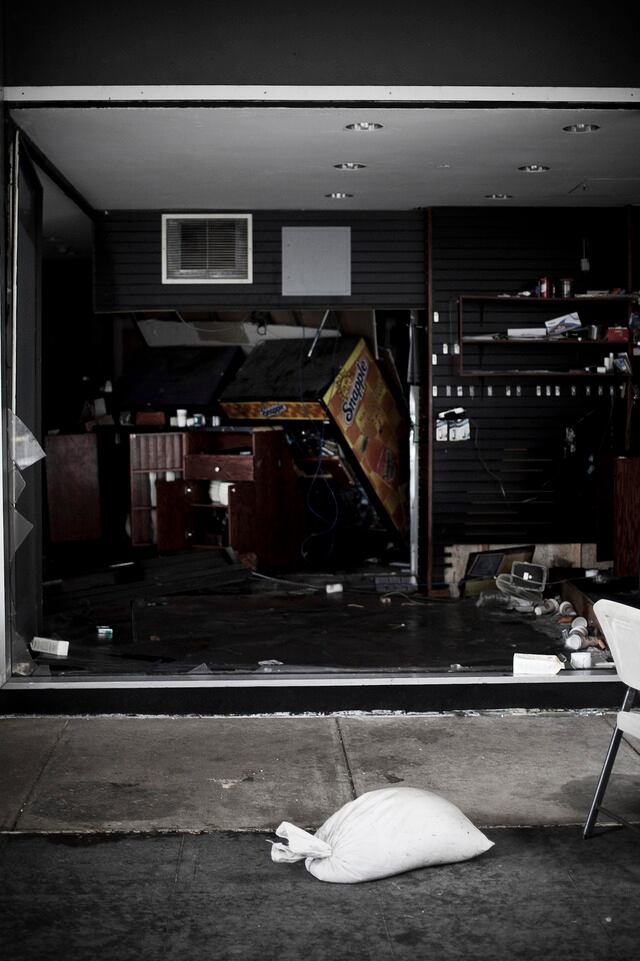 Obama elogió la labor y el sacrificio de los equipos de emergencia que "han ayudado a salvar vidas" y propiedades.