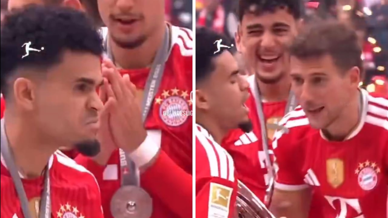 Luis Díaz levantó al revés el trofeo de la Bundesliga.