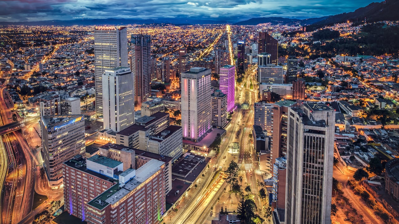 Bogotá se prepara para conmemorar el día de amor y amistad con una amplia variedad de actividades artísticas.