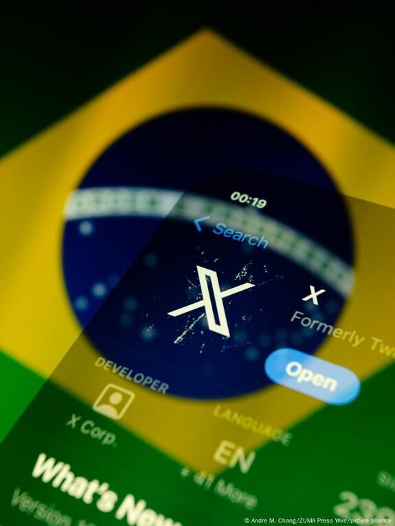 El magistrado Alexandre de Moraes podría ordenar el bloqueo de X en Brasil. (Foto: DW)