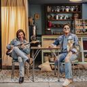 Los cantantes lanzaron su nueva canción "Las mujeres"