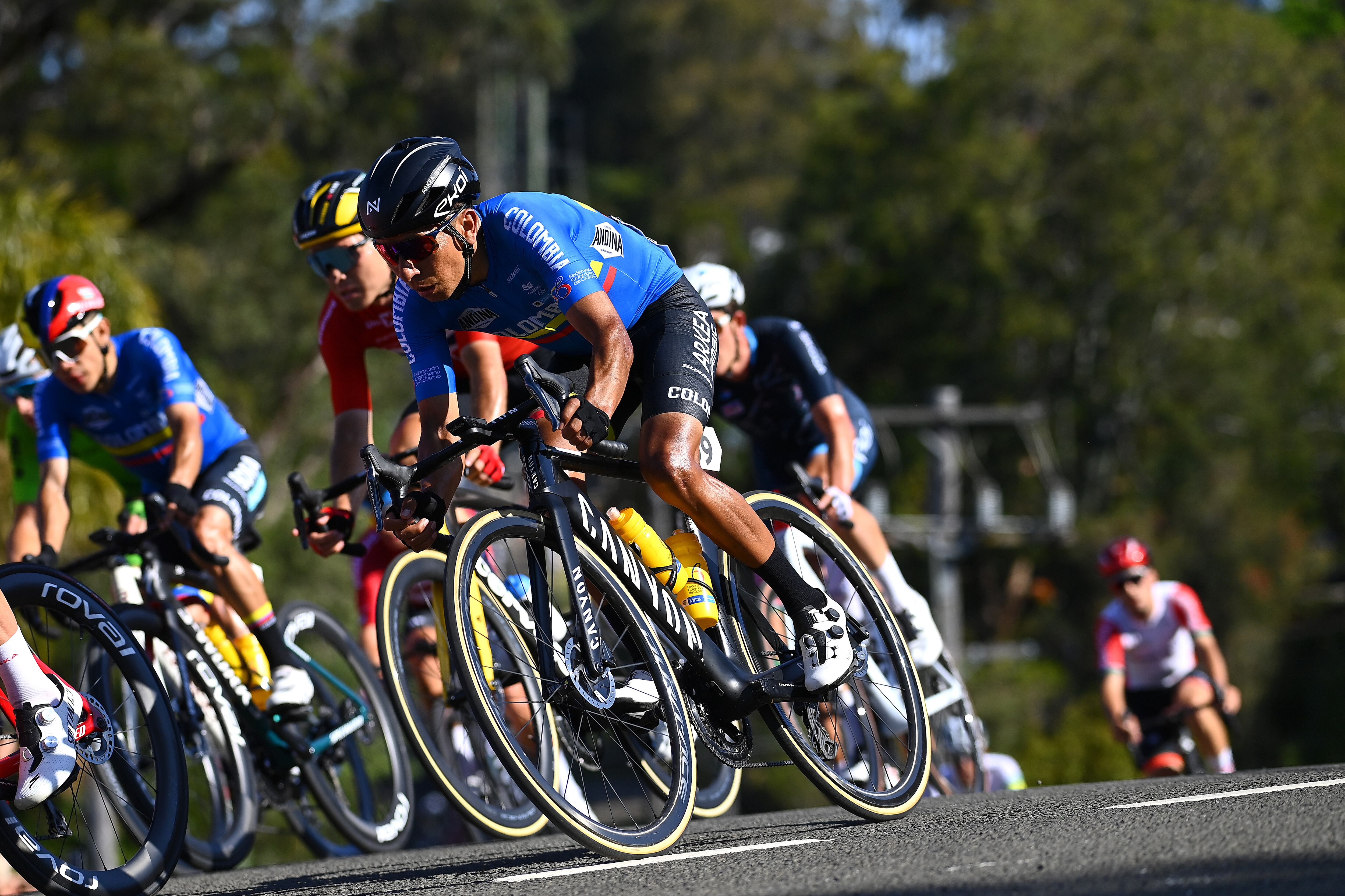 WOLLONGONG, AUSTRALIA - SEPTEMBER 25: Nairo Quintana of Colombia competes during the 95th UCI Road World Championships 2022, Men Elite Road Race a 266,9km race from Helensburgh to Wollongong / #Wollongong2022 / on September 25, 2022 in Wollongong, Australia. (Photo by Tim de Waele/Getty Images)