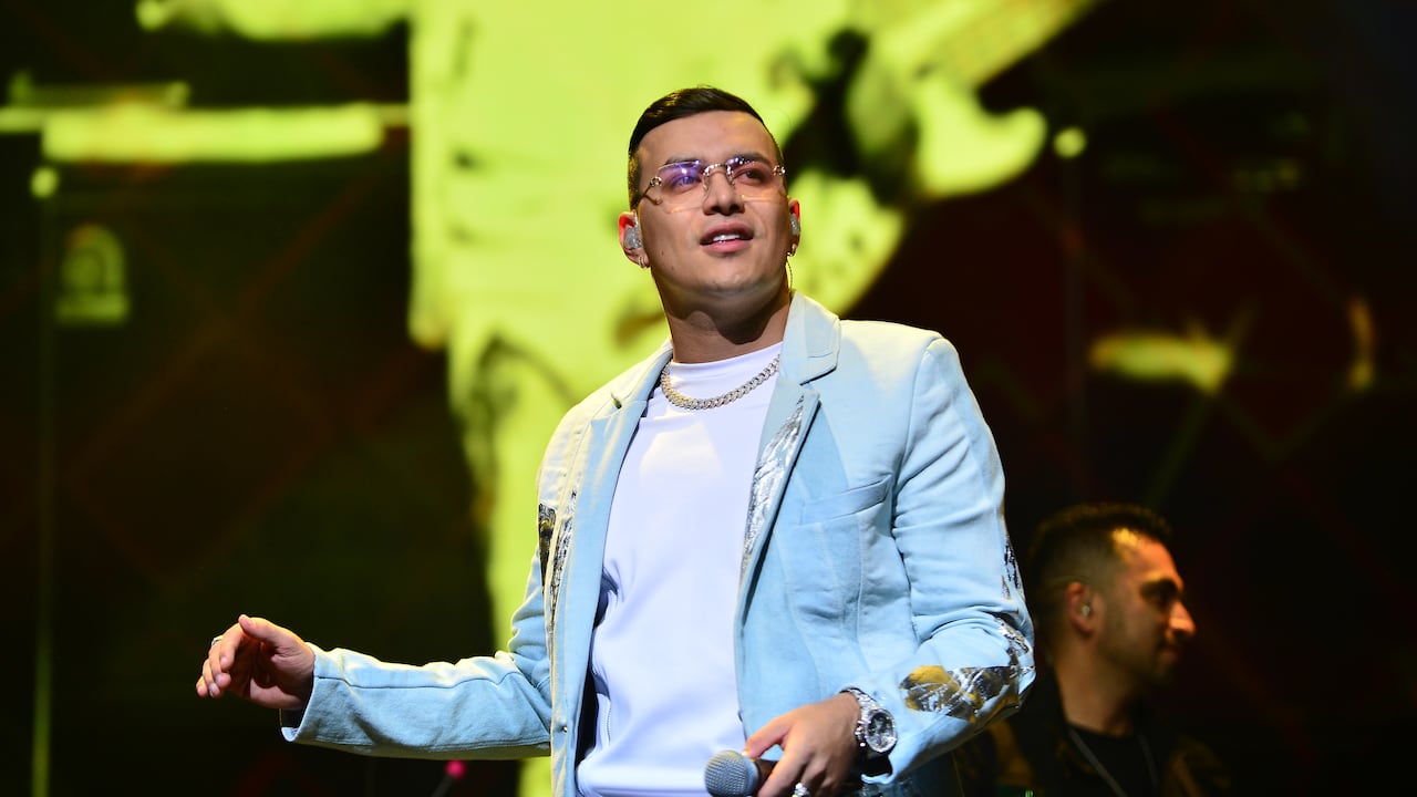 Yeison Jiménez, antes de la fama en la música popular, se formó en otros géneros que moldearon su estilo y creatividad.