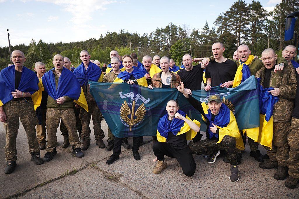 KYIV, UKRAINE - MAY 23: (----EDITORIAL USE ONLY - MANDATORY CREDIT - 'MILITARY ADMINISTRATION OF KYIV CITY / HANDOUT' - NO MARKETING NO ADVERTISING CAMPAIGNS - DISTRIBUTED AS A SERVICE TO CLIENTS----) 270 Ukrainian military personnel and 120 civilians are returned to Ukraine after the Russian Defense Ministry announced on Friday that Moscow and Kyiv had exchanged 270 servicemen and 120 civilians each in the first round of a large-scale swap, carried out under the terms of an agreement reached in Istanbul last week in Kyiv, Ukraine on May 23, 2025. (Photo by Military Administration of Kyiv City/Anadolu via Getty Images)